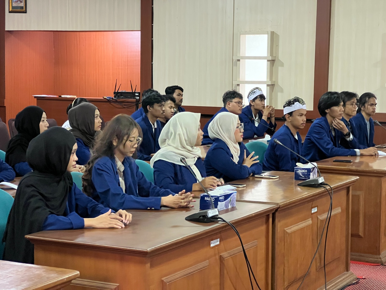 BKPSDM Provinsi Bali menerima kunjungan dari Program Studi Administrasi Perkantoran, Fakultas Vokasi, Universitas Negeri Yogyakarta